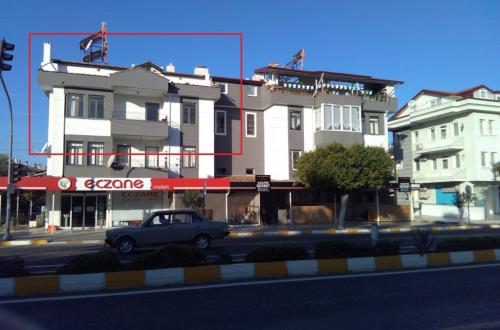 Fethiye Ana cadde yatırımlık çatı dublex 2 Daire